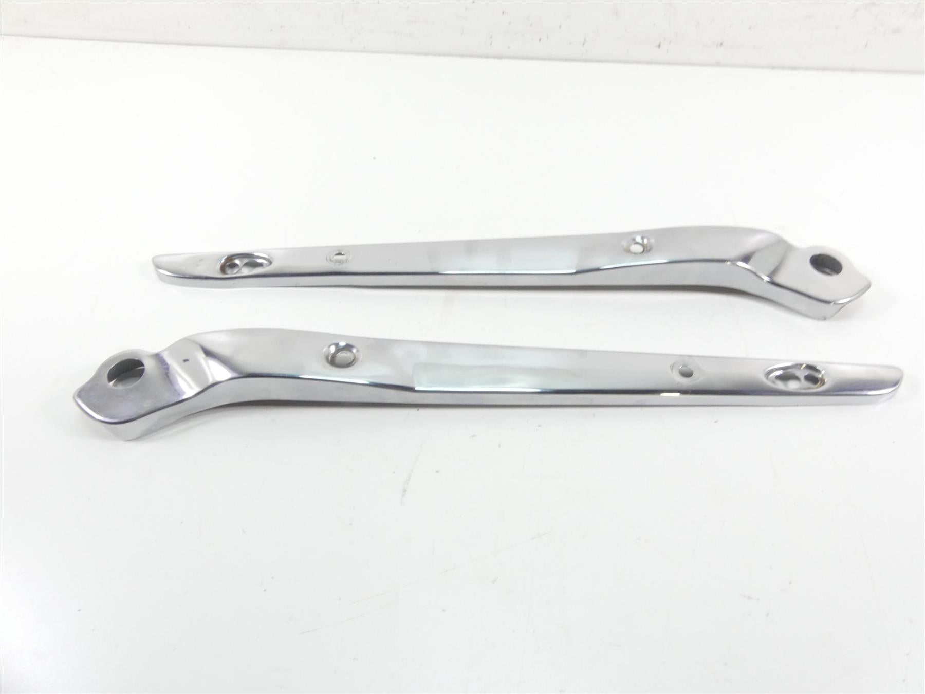2014 Harley FXDF Dyna Fat Bob Rear Chrome Fender Struts Braces 59281-08 59410-08 {{ shop.shopifyCountryName }} - Mototech271