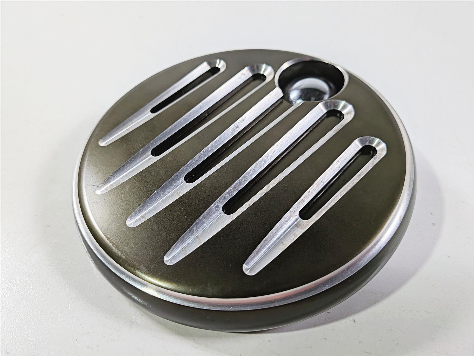2014 Harley Touring FLHTK Electra Glide Aftermarket Fuel Tank Cap Lid-Mototech271