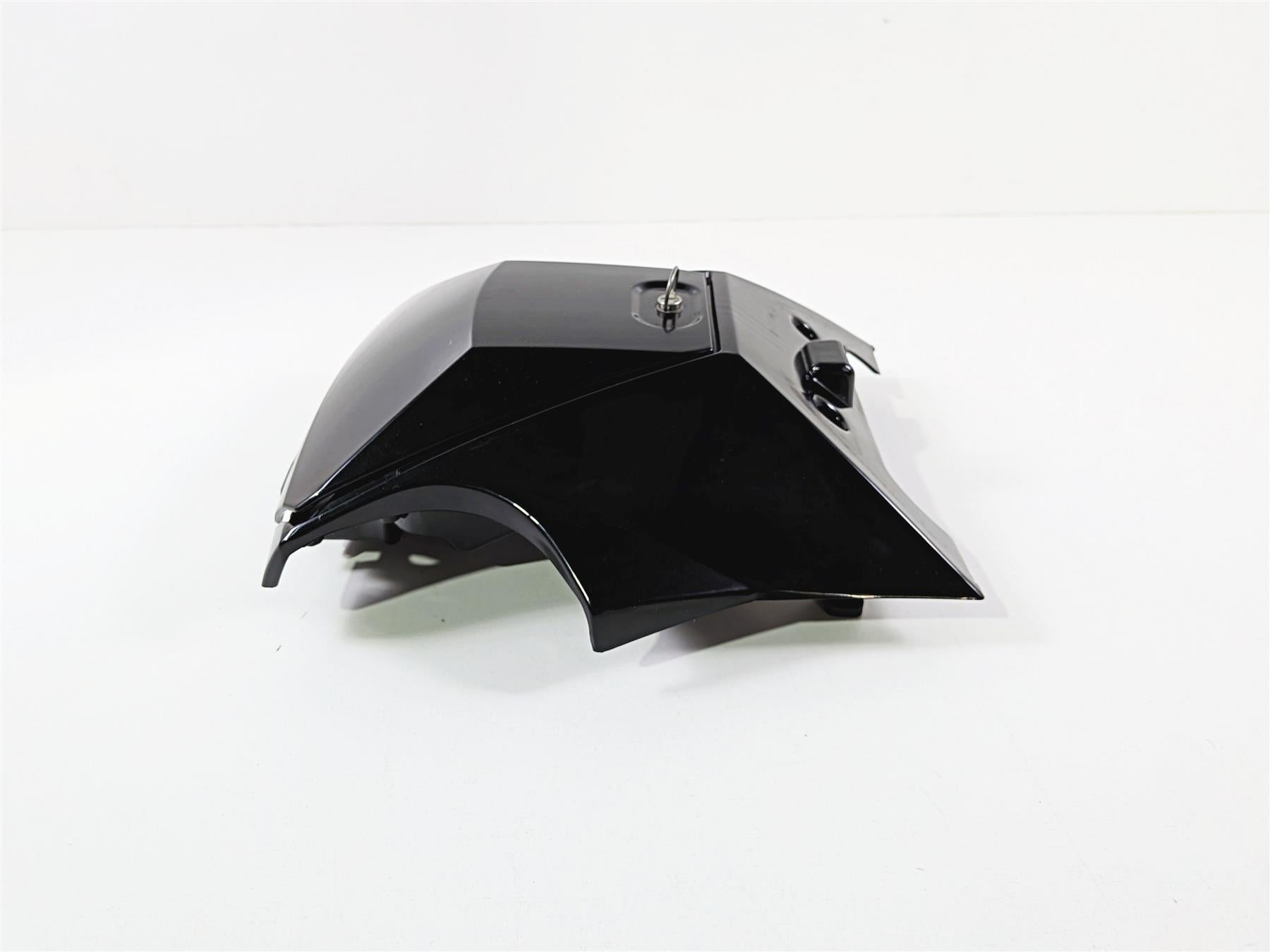 2005 KTM 950 LC8 Adventure Upper Center Tank Cover Fairing Storage 60007019000 {{ shop.shopifyCountryName }} - Mototech271