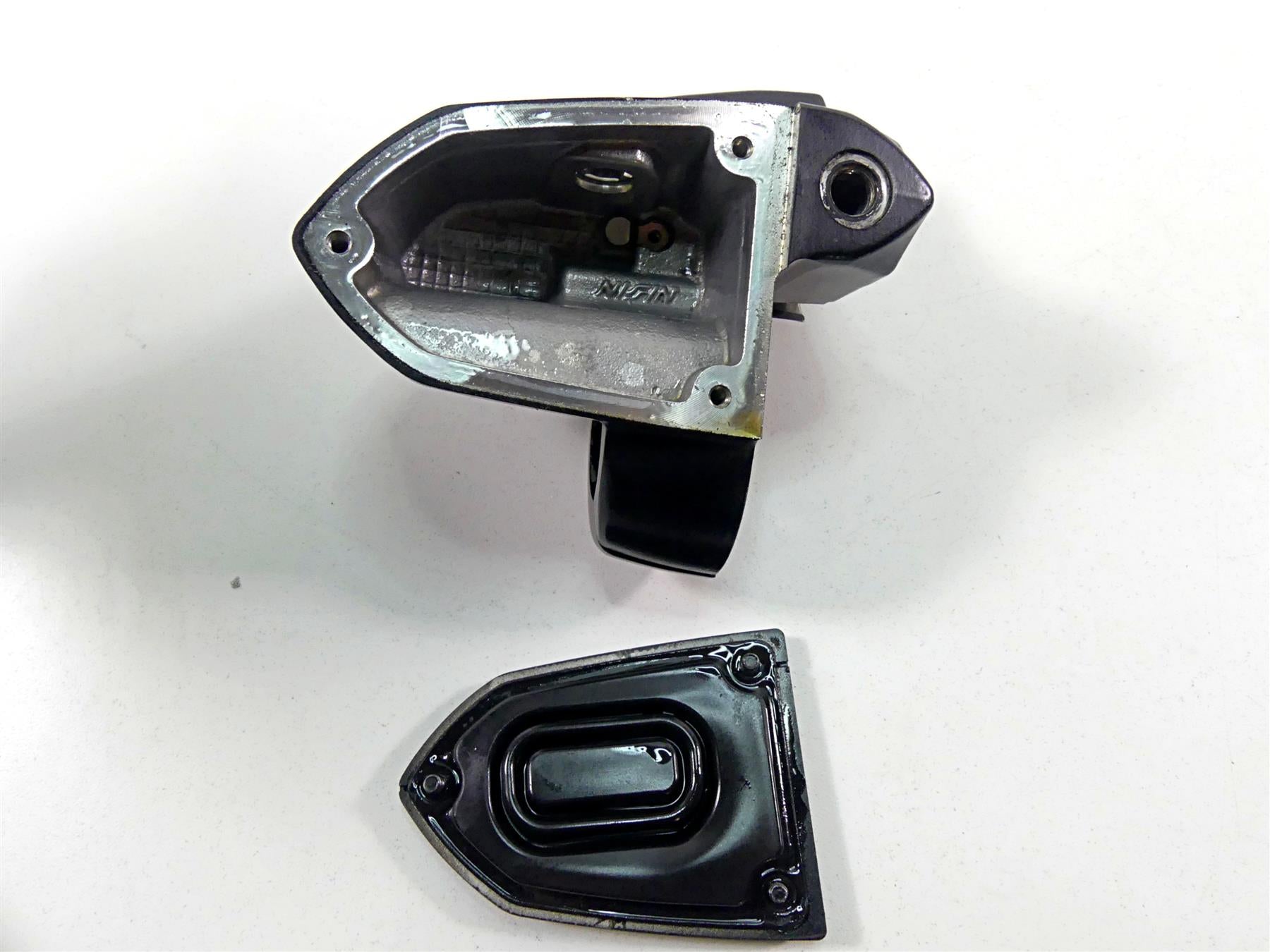 2011 Victory Cross Country Nissin Front Brake Master Cylinder 6/8" 1911079 {{ shop.shopifyCountryName }} - Mototech271
