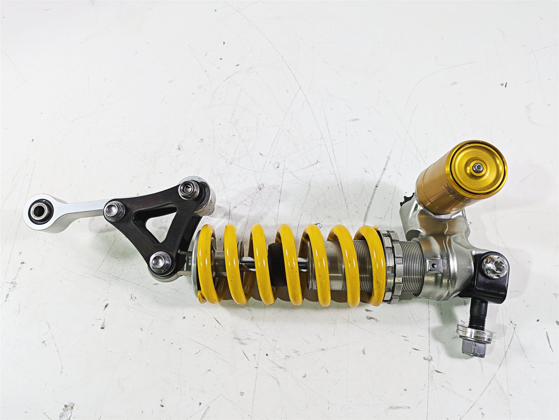 2020 Triumph Daytona 765 Moto2 Ohlins TTX Rear Suspension Shock Damper T2053603 {{ shop.shopifyCountryName }} - Mototech271