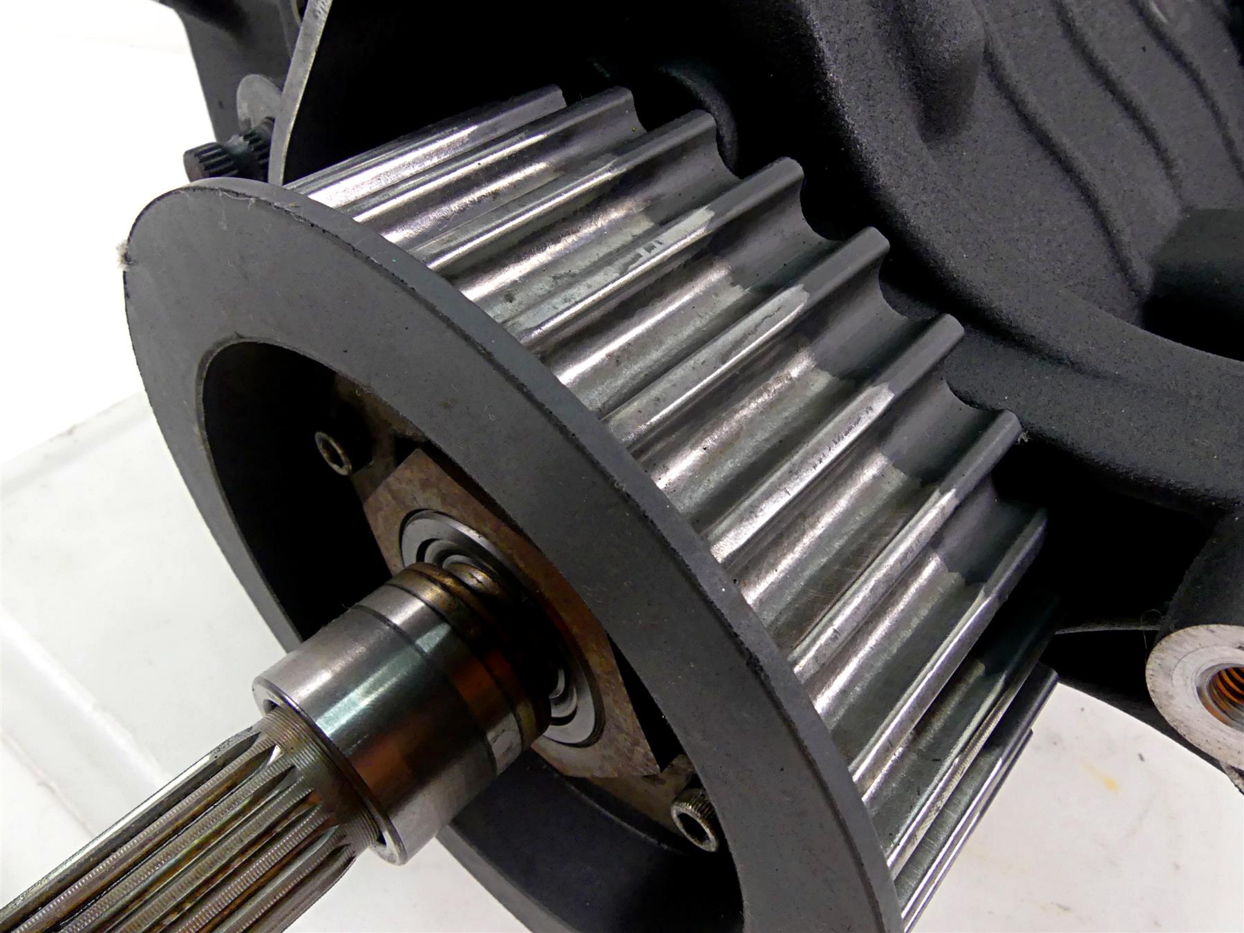 2014 Harley Dyna FXDB Street Bob Transmission Gear Box 6 Speed 33083-10A {{ shop.shopifyCountryName }} - Mototech271