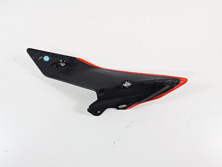 2025 CFMoto 450 SS Front Right Wing Fairing Cover 6AQV-040204-1004-0RM00 {{ shop.shopifyCountryName }} - Mototech271