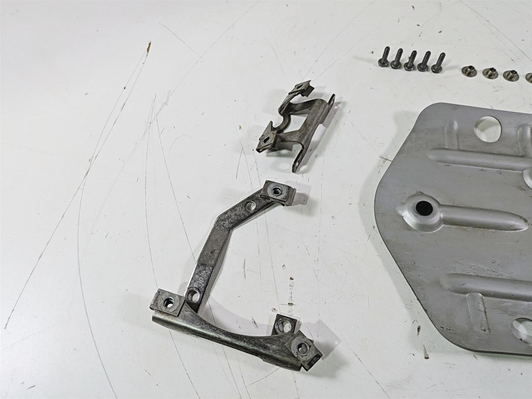 2016 BMW R1200GS GSW K50 Engine Skid Plate & Mount Set 11848532939 {{ shop.shopifyCountryName }} - Mototech271