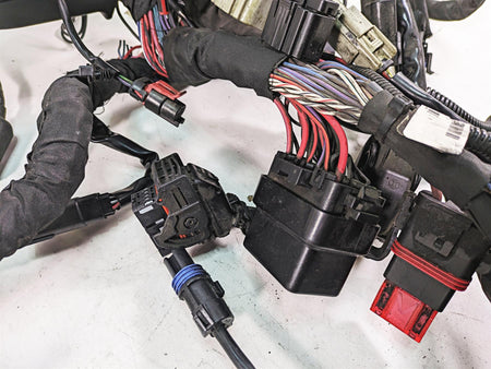 2014 Harley Touring FLHTK Electra Glide Main Wiring Harness Abs - Read 69200118 {{ shop.shopifyCountryName }} - Mototech271