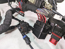 Load image into Gallery viewer, 2014 Harley Touring FLHTK Electra Glide Main Wiring Harness Abs - Read 69200118
