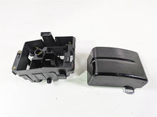 Load image into Gallery viewer, 2015 Harley FXDF Dyna Fat Bob Electric Tray &amp; Black Cover 70367-12 66361-12
