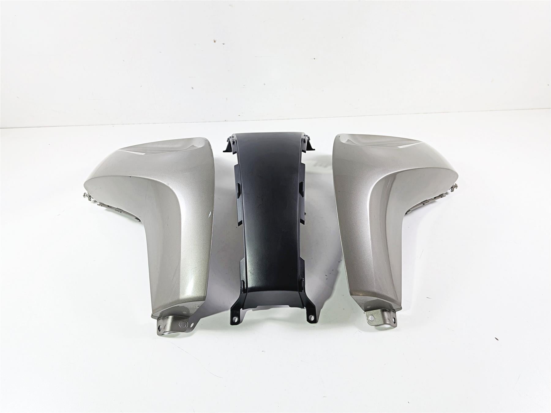 2016 BMW R1200RT RT RTW K52 Tank Cover Fairing Set Platinbronze 46638533557 {{ shop.shopifyCountryName }} - Mototech271