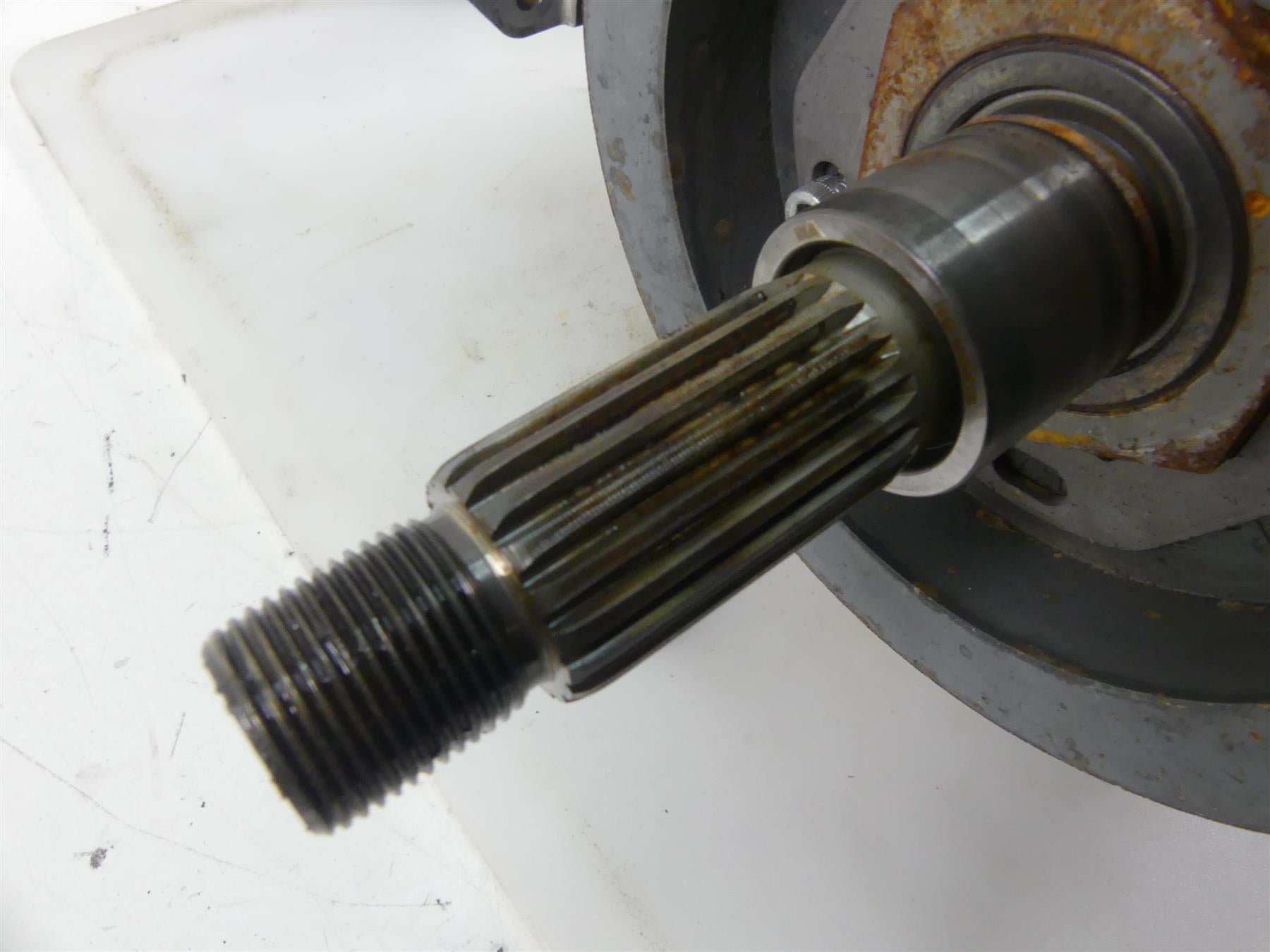 2015 Harley FXDF Dyna Fat Bob 6-Speed Transmission Tranny Gear Box 33083-10A {{ shop.shopifyCountryName }} - Mototech271