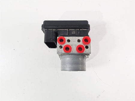 2023 Yamaha MT10 MTN1000 Abs Brake Pump Unit Module B5Y-85930-00 {{ shop.shopifyCountryName }} - Mototech271