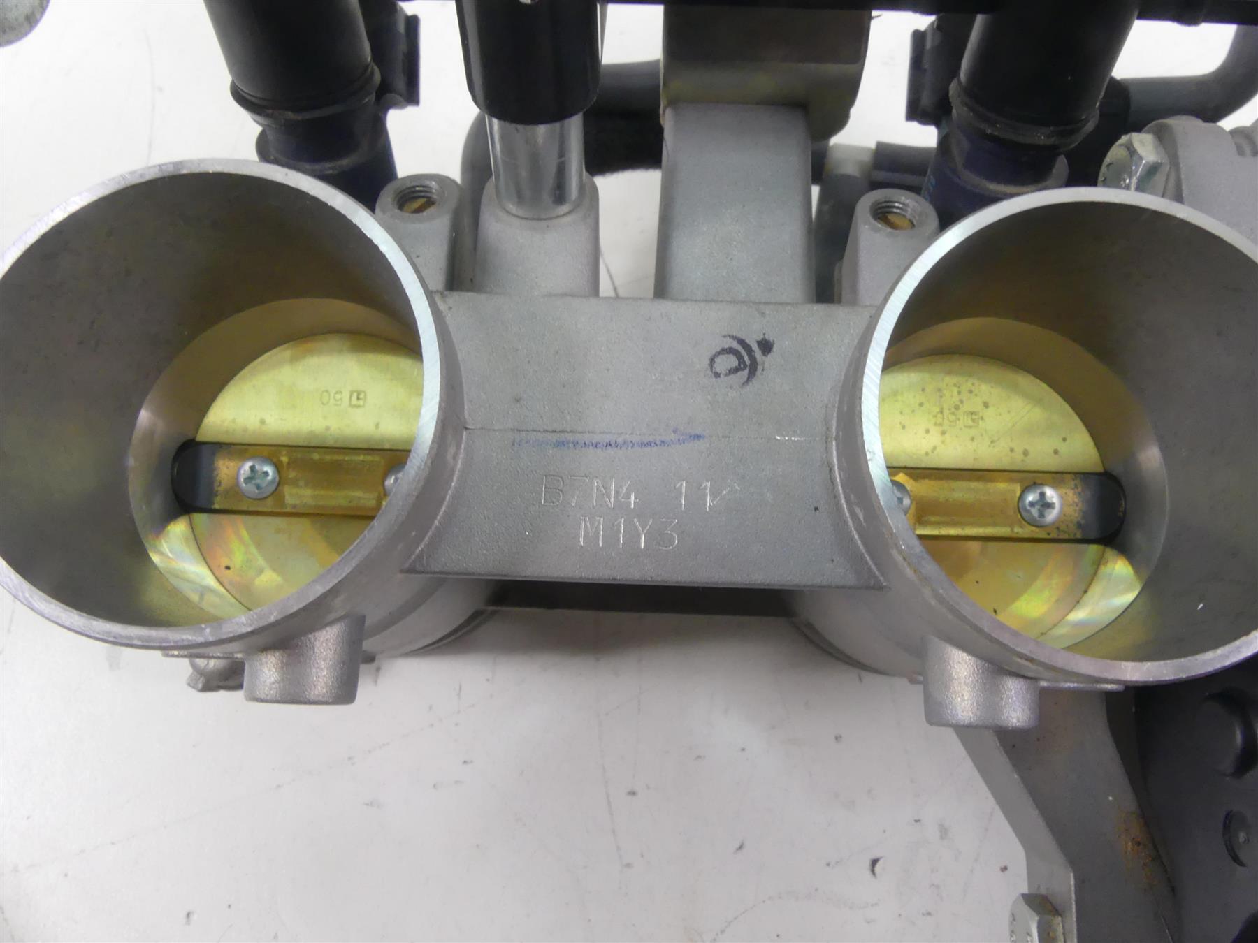 2022 Yamaha MT09 FZ09 Mikuni Throttle Body Fuel Injection Assy B7N-13750-11-00 {{ shop.shopifyCountryName }} - Mototech271