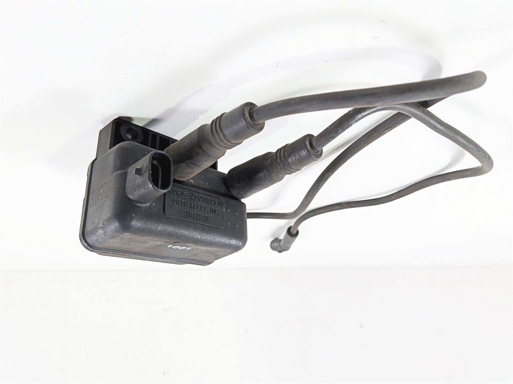 2001 Harley FLHRCI Road King Ignition Coil & Wires & Plugs 31639-99 {{ shop.shopifyCountryName }} - Mototech271