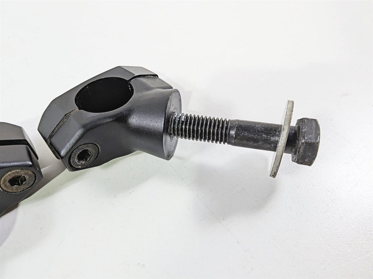 2016 Victory Cross Country Black Handlebar Holder Riser Mount Set 5139570 {{ shop.shopifyCountryName }} - Mototech271