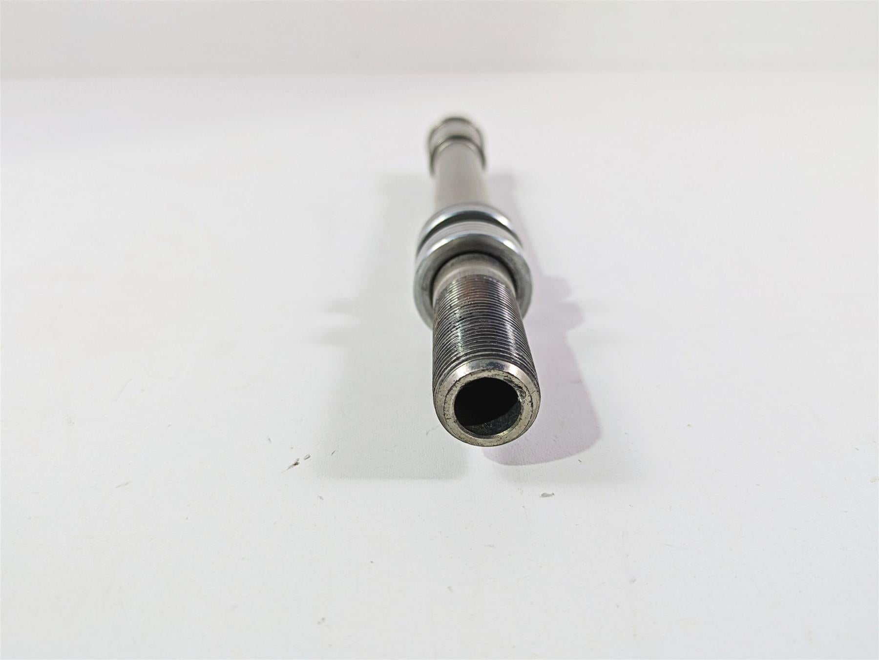 2020 Kawasaki Z900 ZR900 Front Wheel Spindle Axle 20Mm 41068-0618 {{ shop.shopifyCountryName }} - Mototech271