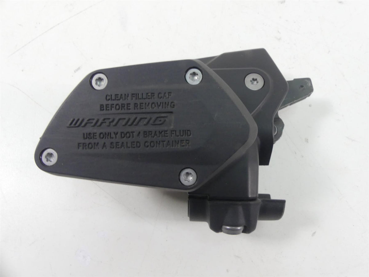 2015 BMW R1200RT K52 Front Brake Master Cylinder 32728559604 {{ shop.shopifyCountryName }} - Mototech271
