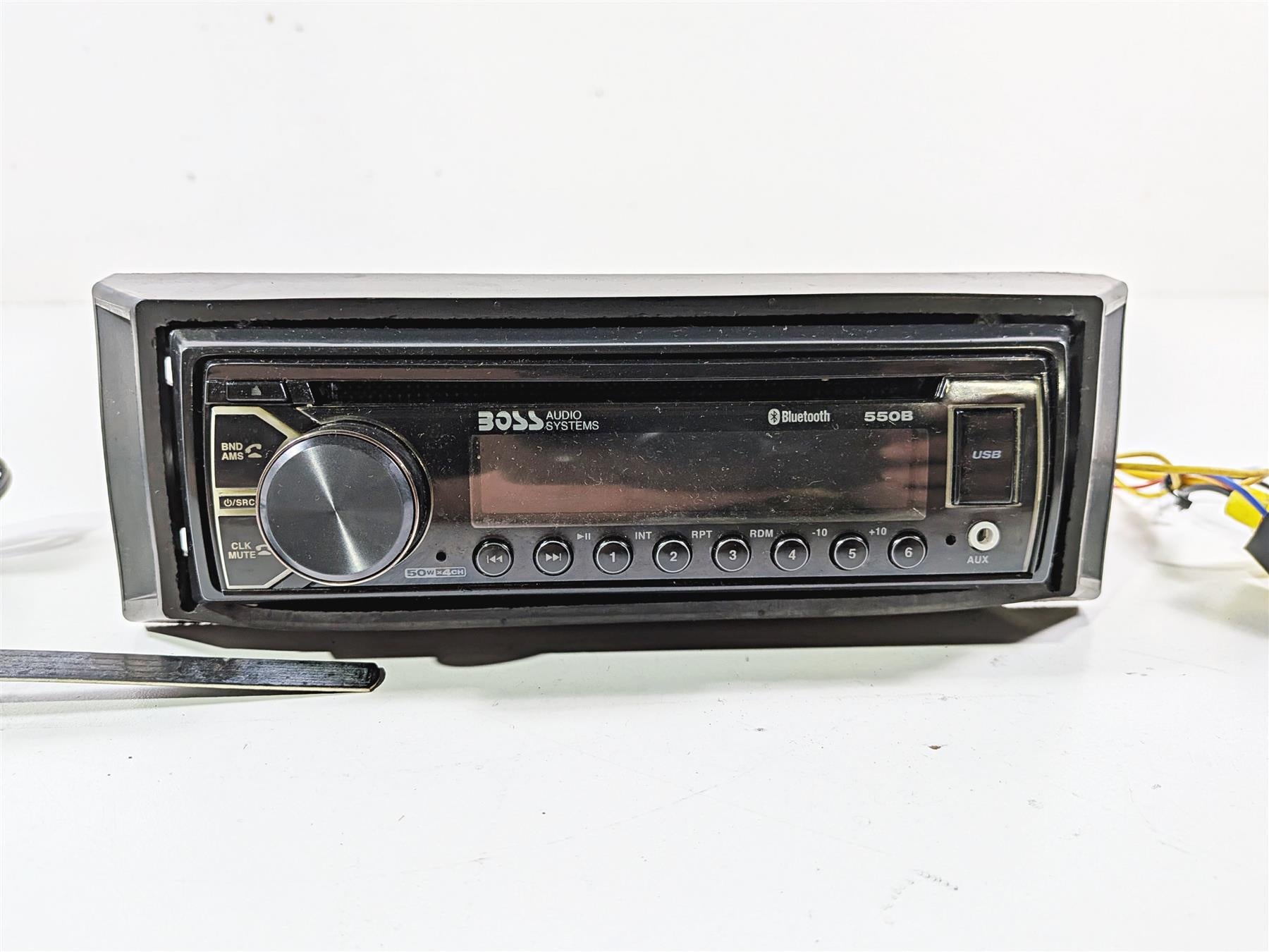 1993 Harley Touring FLHTCU Electra Glide Boss Audio System Radio CD Player 550B {{ shop.shopifyCountryName }} - Mototech271