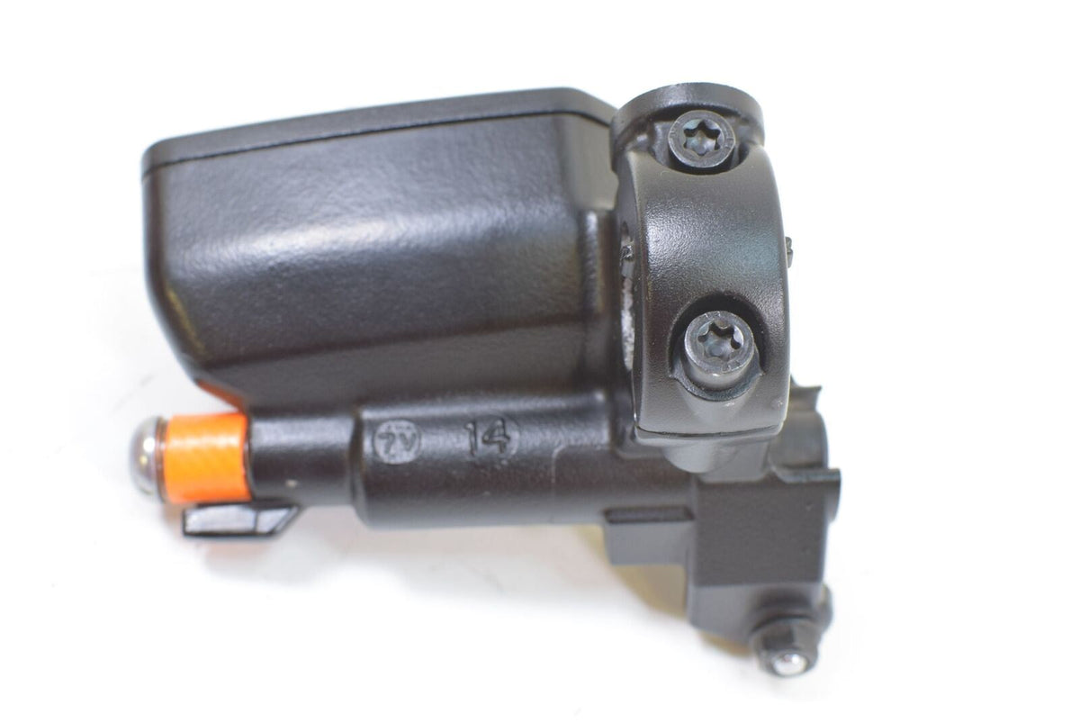 2018 BMW S1000 XR K49 Front Brake Master Cylinder 32728548389 {{ shop.shopifyCountryName }} - Mototech271