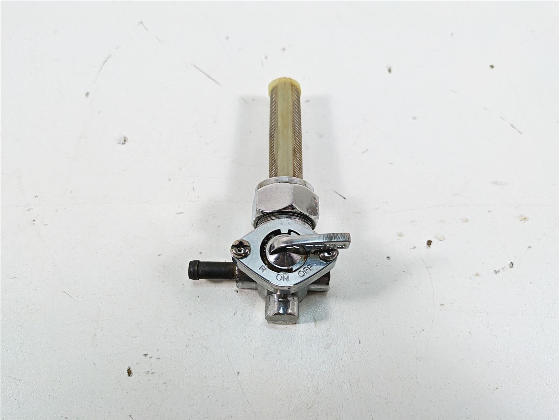 1990 Harley Sportster XLH883 XL883 Petcock Fuel Gas Petrol Valve 62169-81 | Mototech271