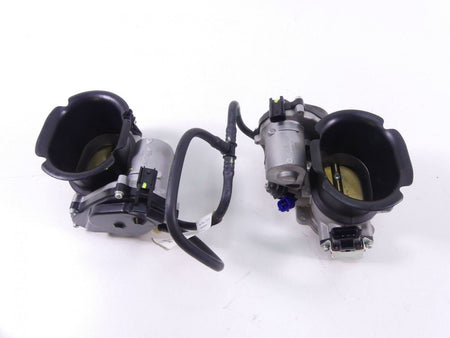 2014 Ducati 899 Panigale Throttle Body Set With Air Box Cover 28240921A {{ shop.shopifyCountryName }} - Mototech271