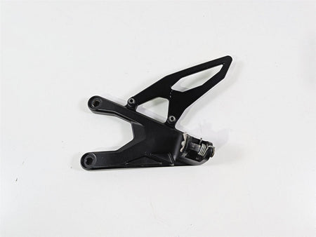 2016 Yamaha YZF R1 RN32 Front Left Foot Peg Mount 2CR-27442-00-00 {{ shop.shopifyCountryName }} - Mototech271