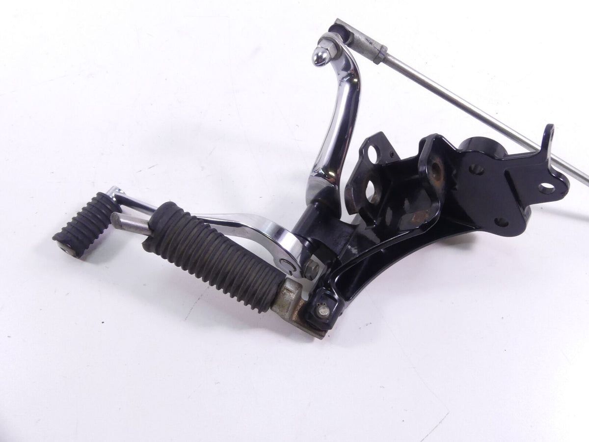 2014 Harley FXSB Softail Breakout Left Rider Foot Peg & Shifter 33683-07A {{ shop.shopifyCountryName }} - Mototech271
