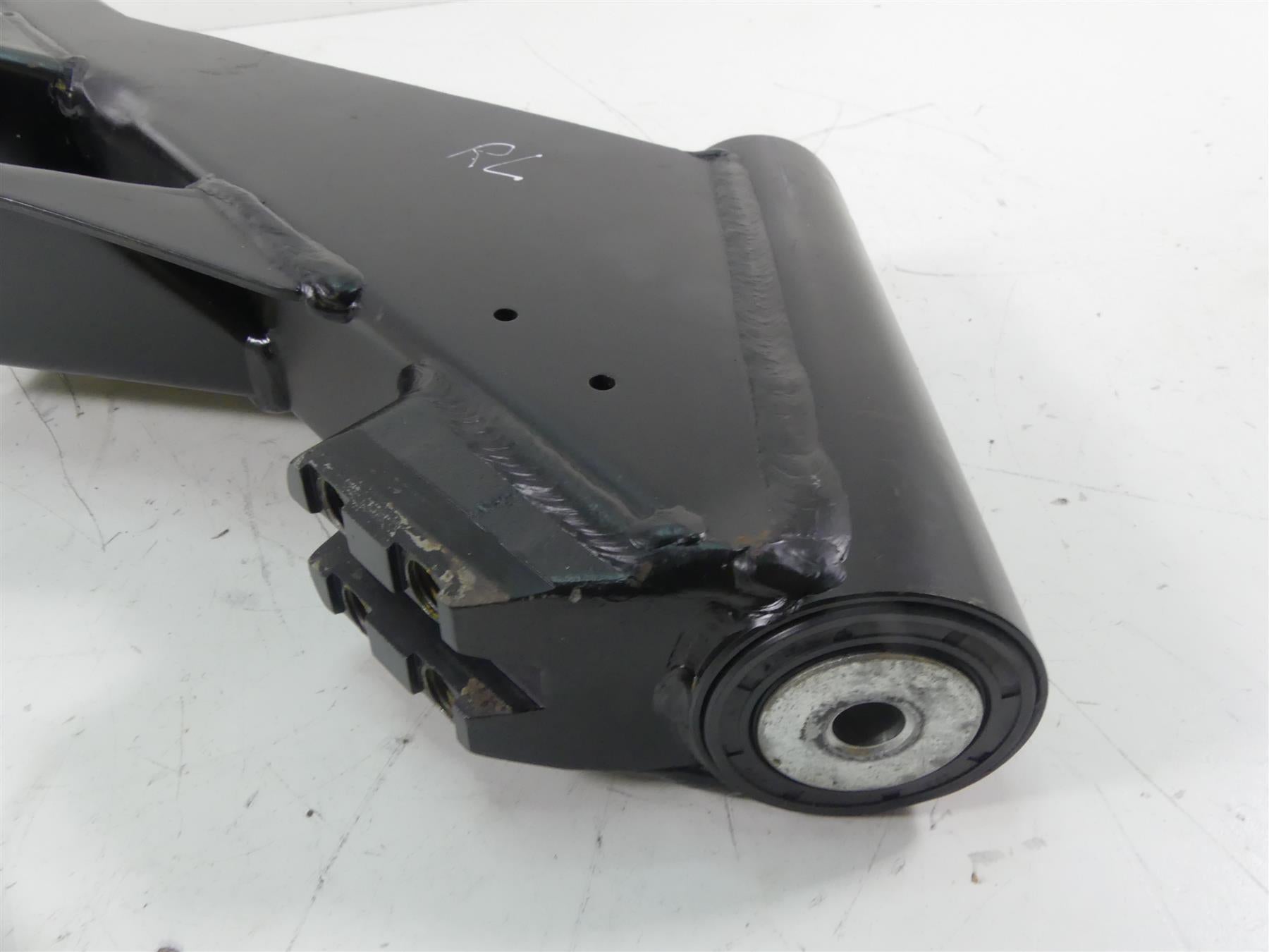 2020 Can-Am Commander 1000R XT Rear Left Suspension Trailing Arm 703500964 {{ shop.shopifyCountryName }} - Mototech271