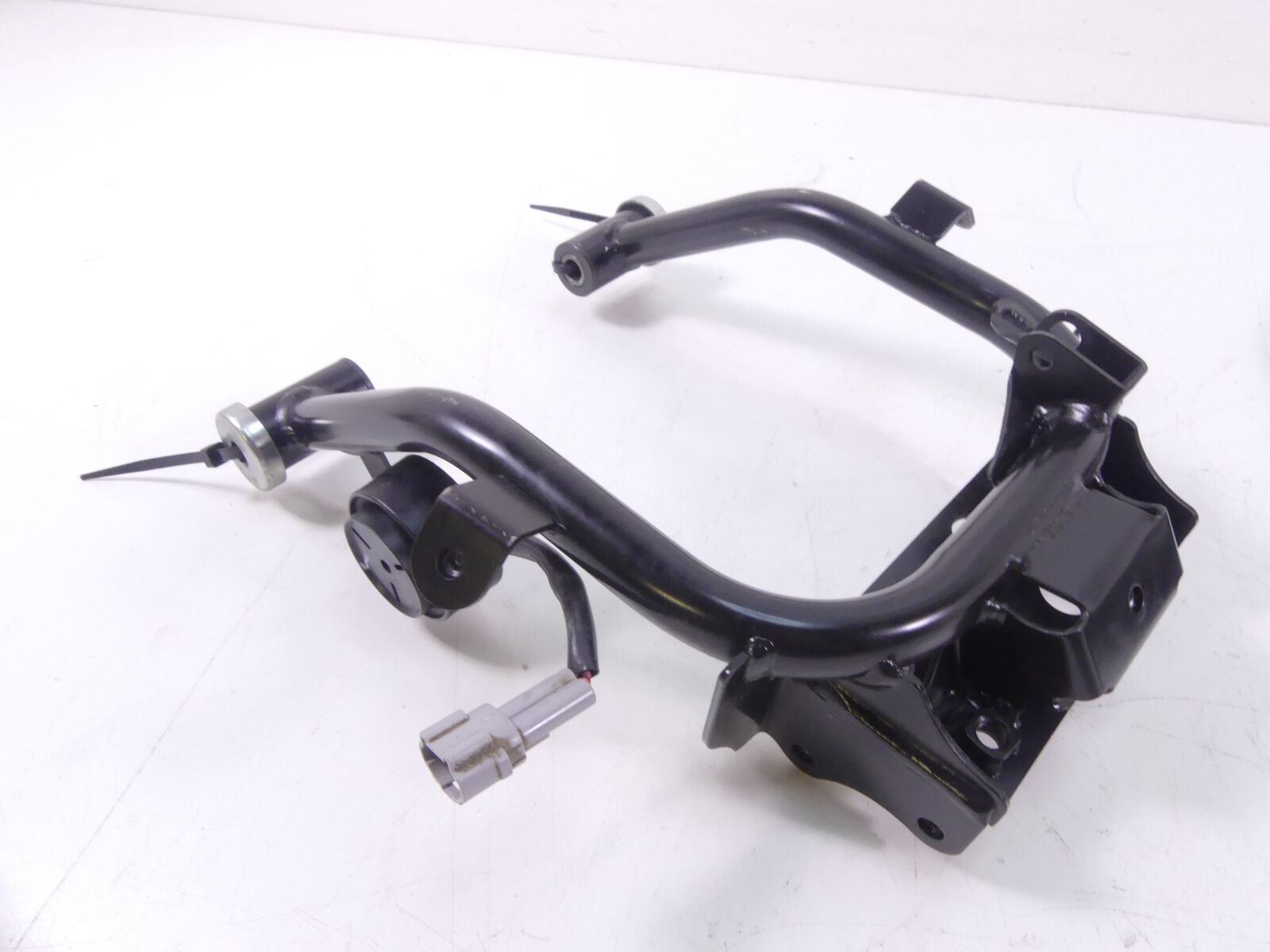 2017 Yamaha YXZ1000R EPS SS Steering Wheel Mount Damper Set 2HC-F3838-00-00 {{ shop.shopifyCountryName }} - Mototech271