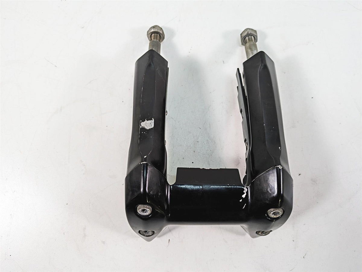 2009 Yamaha XV1900 Raider 5.5" Handlebar Riser Holder Clamp 5C7-23441-10-00 {{ shop.shopifyCountryName }} - Mototech271