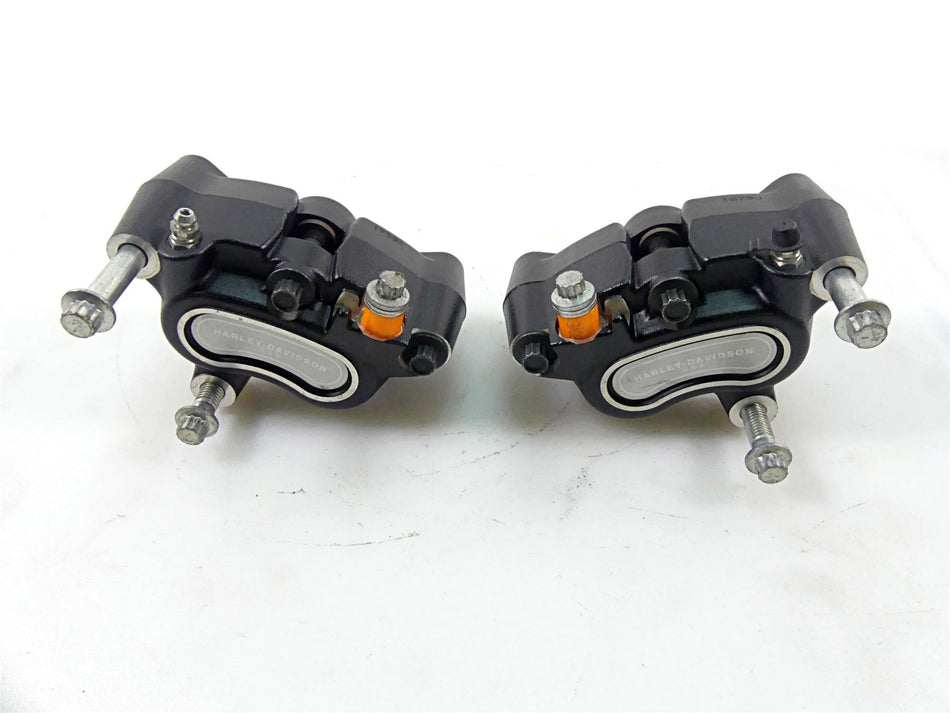 2010 Harley FXDF Dyna Fat Bob Nice Front Brake Caliper Set 44046-08 {{ shop.shopifyCountryName }} - Mototech271