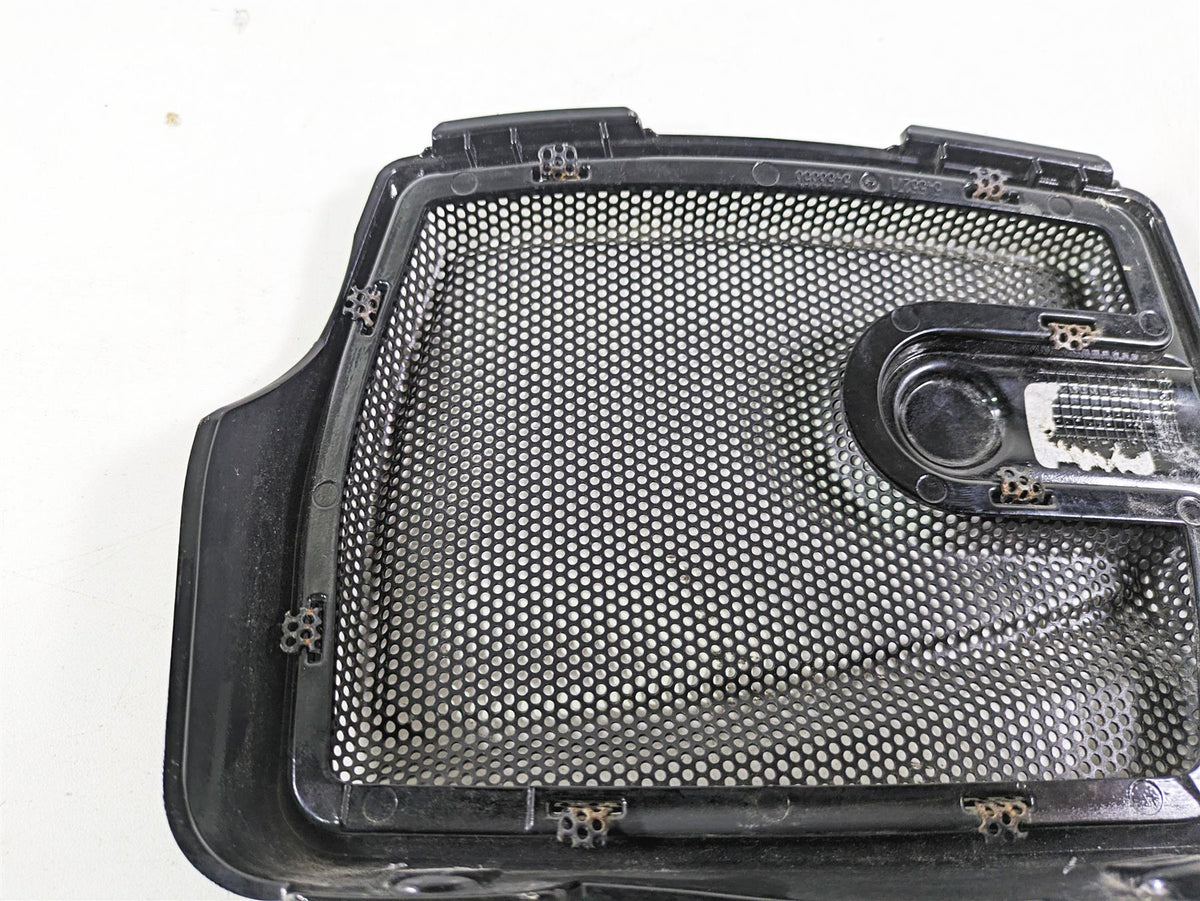 2018 Indian Chieftain Dark Horse Front Left Speaker Cover Fairing 5453353 {{ shop.shopifyCountryName }} - Mototech271