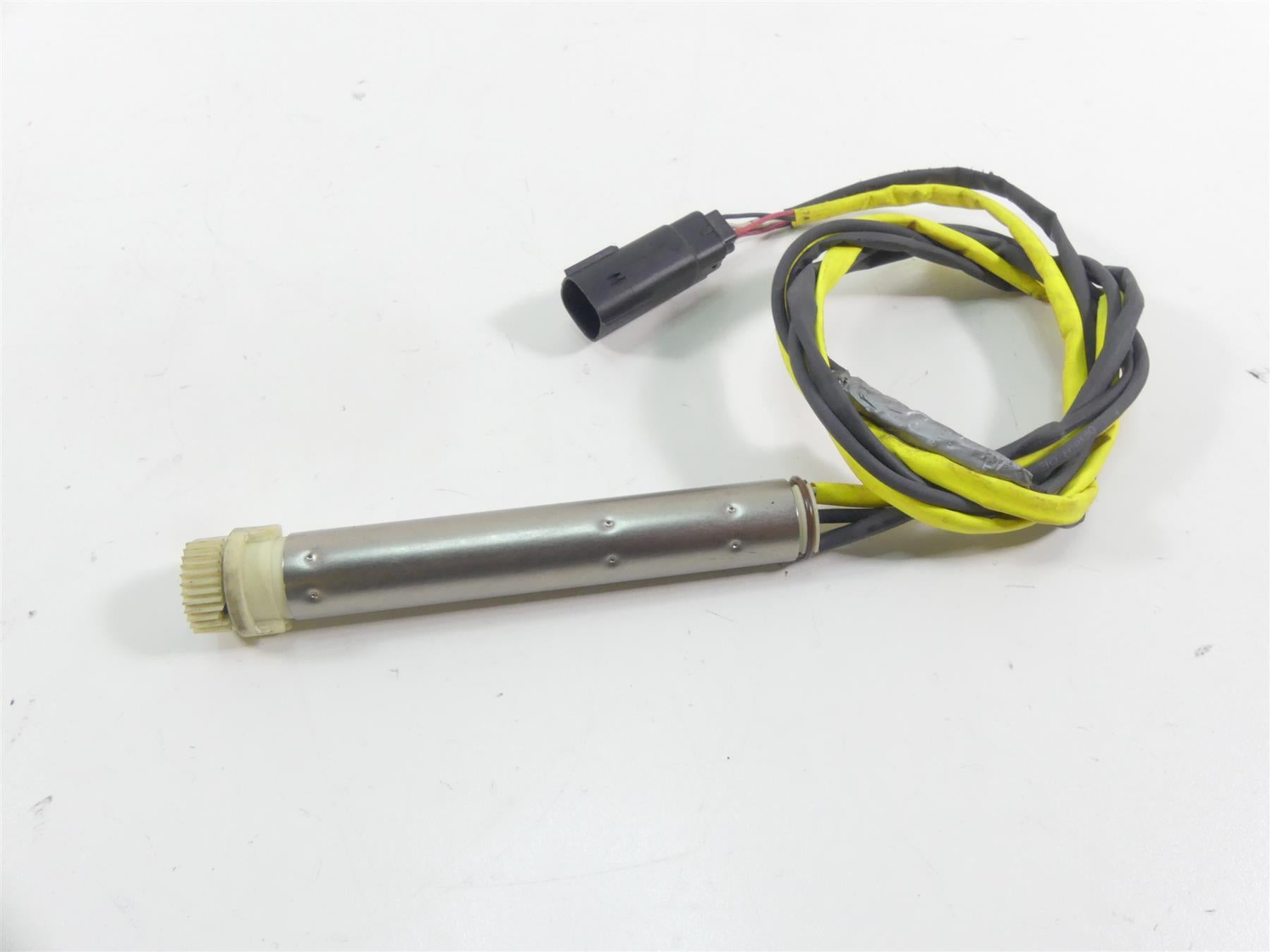 2010 Harley Touring FLHX Street Glide Ride Fly By Wire Throttle Sensor 32305-08 {{ shop.shopifyCountryName }} - Mototech271