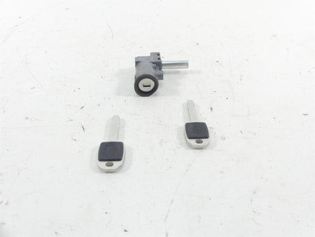 2018 Harley Softail FXBB Street Bob Steering Lock Key Set 45600049 {{ shop.shopifyCountryName }} - Mototech271
