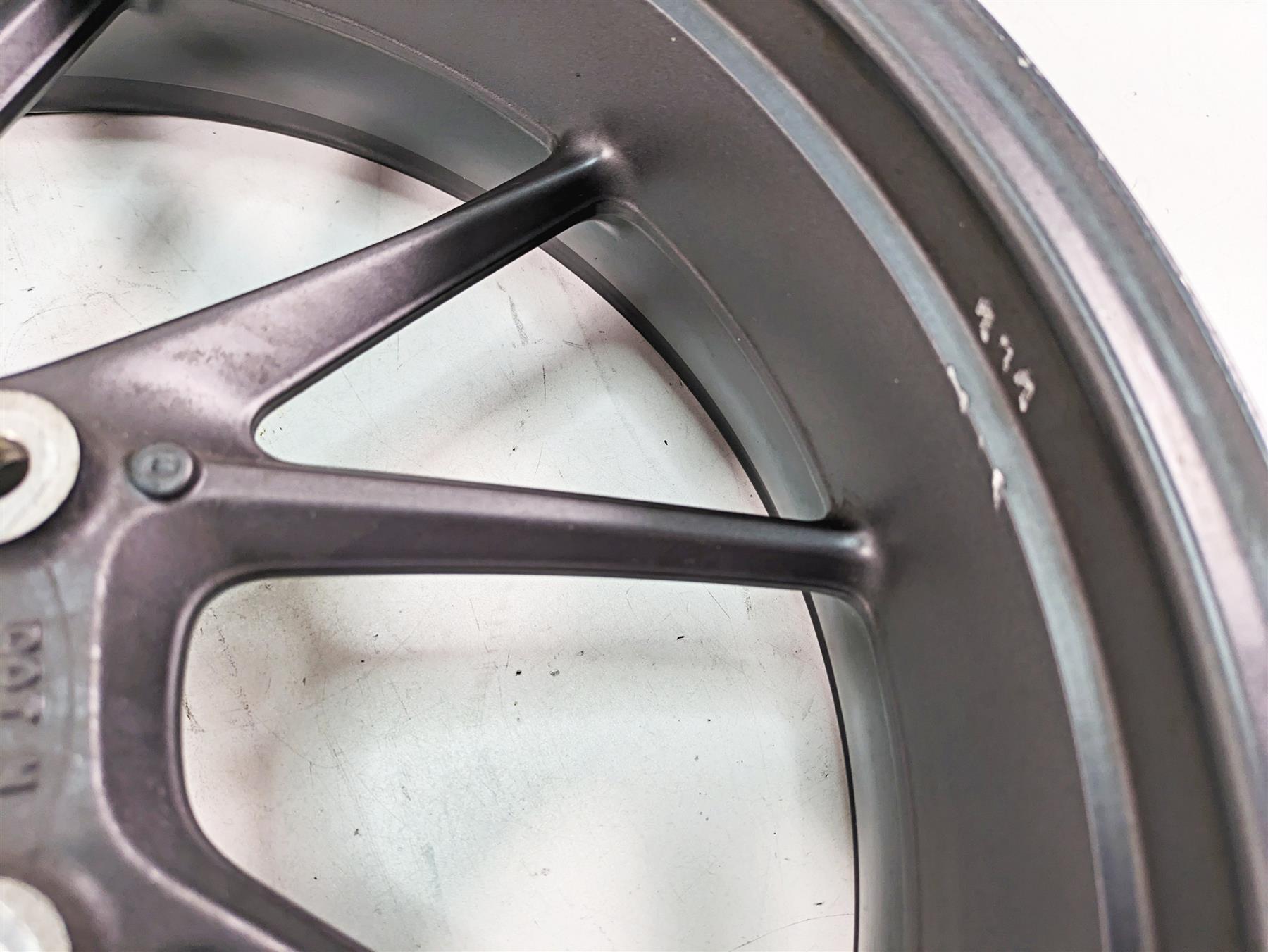 2016 BMW R1200R K53 Straight 17x5.5 Rear Wheel Rim -Read 36318556340 {{ shop.shopifyCountryName }} - Mototech271