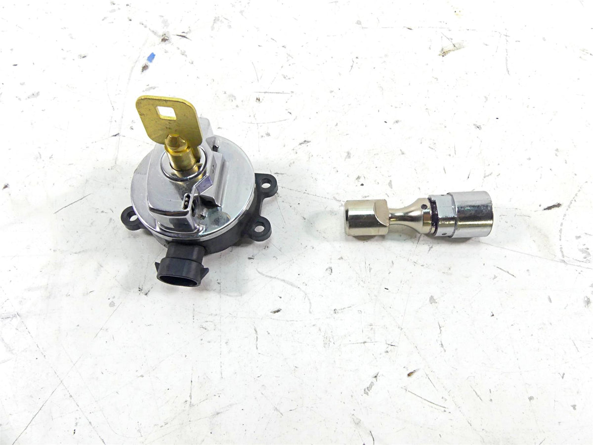 2011 Harley Softail FLSTF Fat Boy Ignition Switch Key Steering Lock Set 71517-11 {{ shop.shopifyCountryName }} - Mototech271