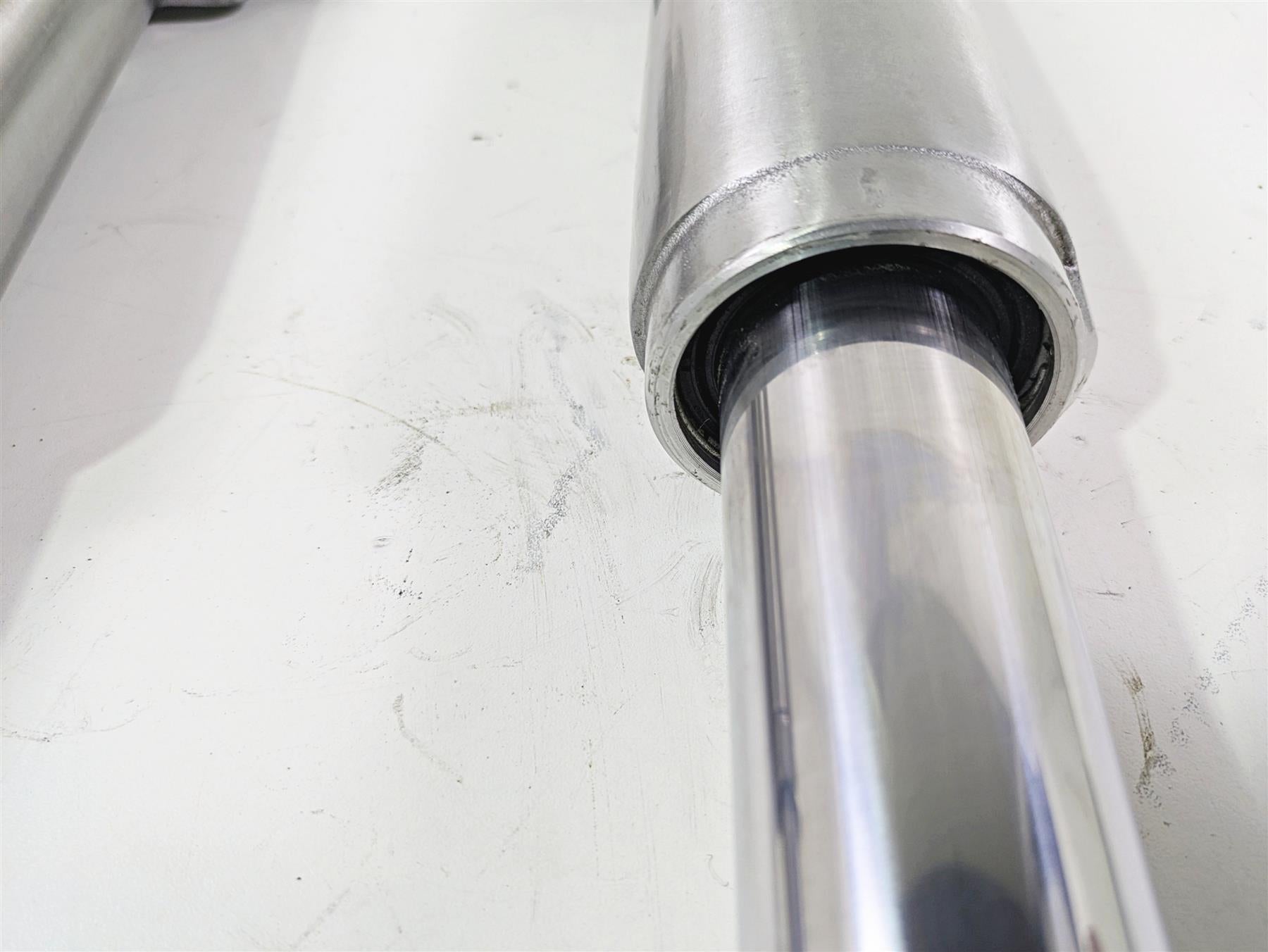 1999 Harley Touring FLHTCUI E-Glide Front Fork Legs READ 45826-97 45833-97 {{ shop.shopifyCountryName }} - Mototech271