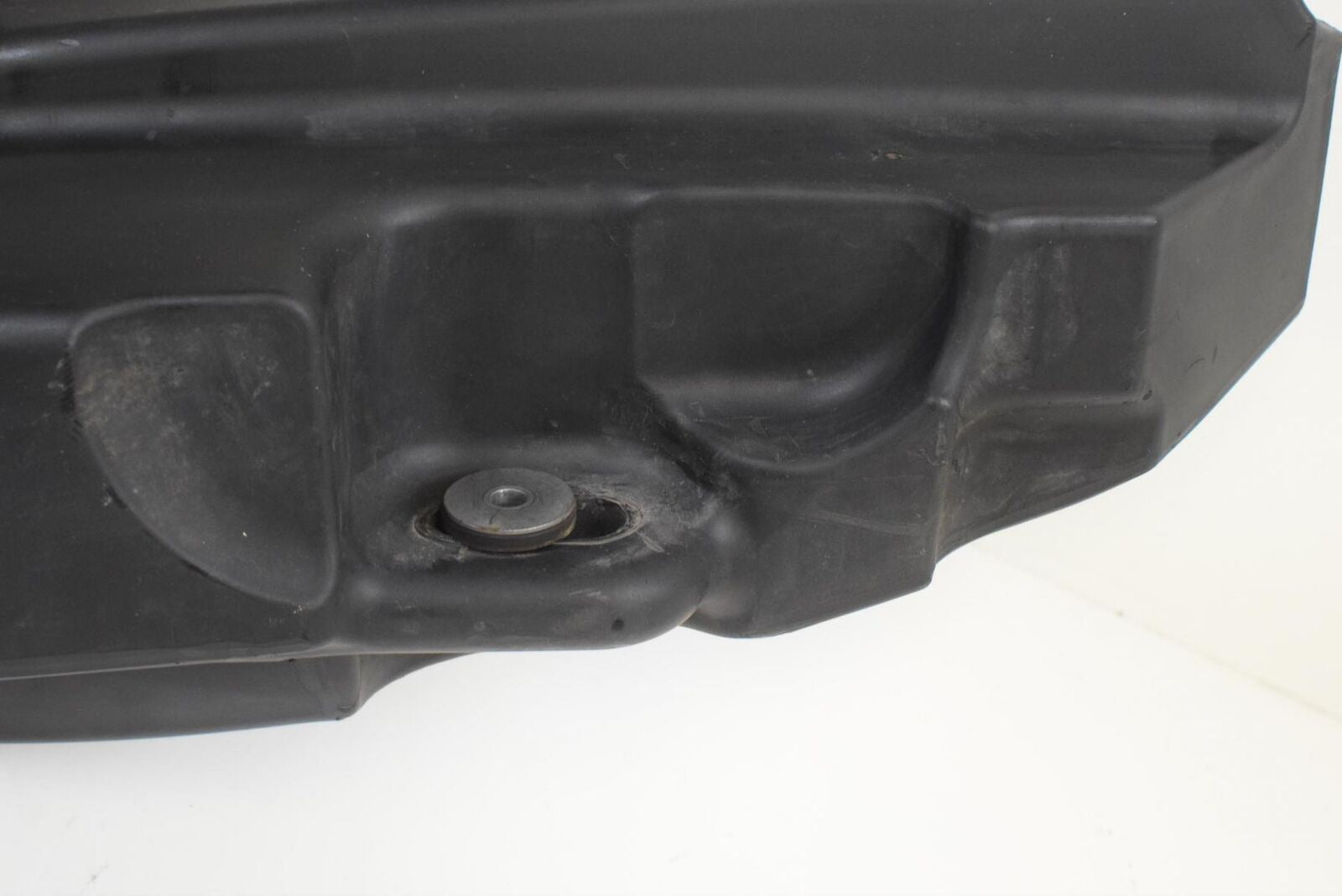 2013 Triumph 1215 Trophy SE Fuel Gas Petrol Tank Reservoir NICE T2401117 {{ shop.shopifyCountryName }} - Mototech271