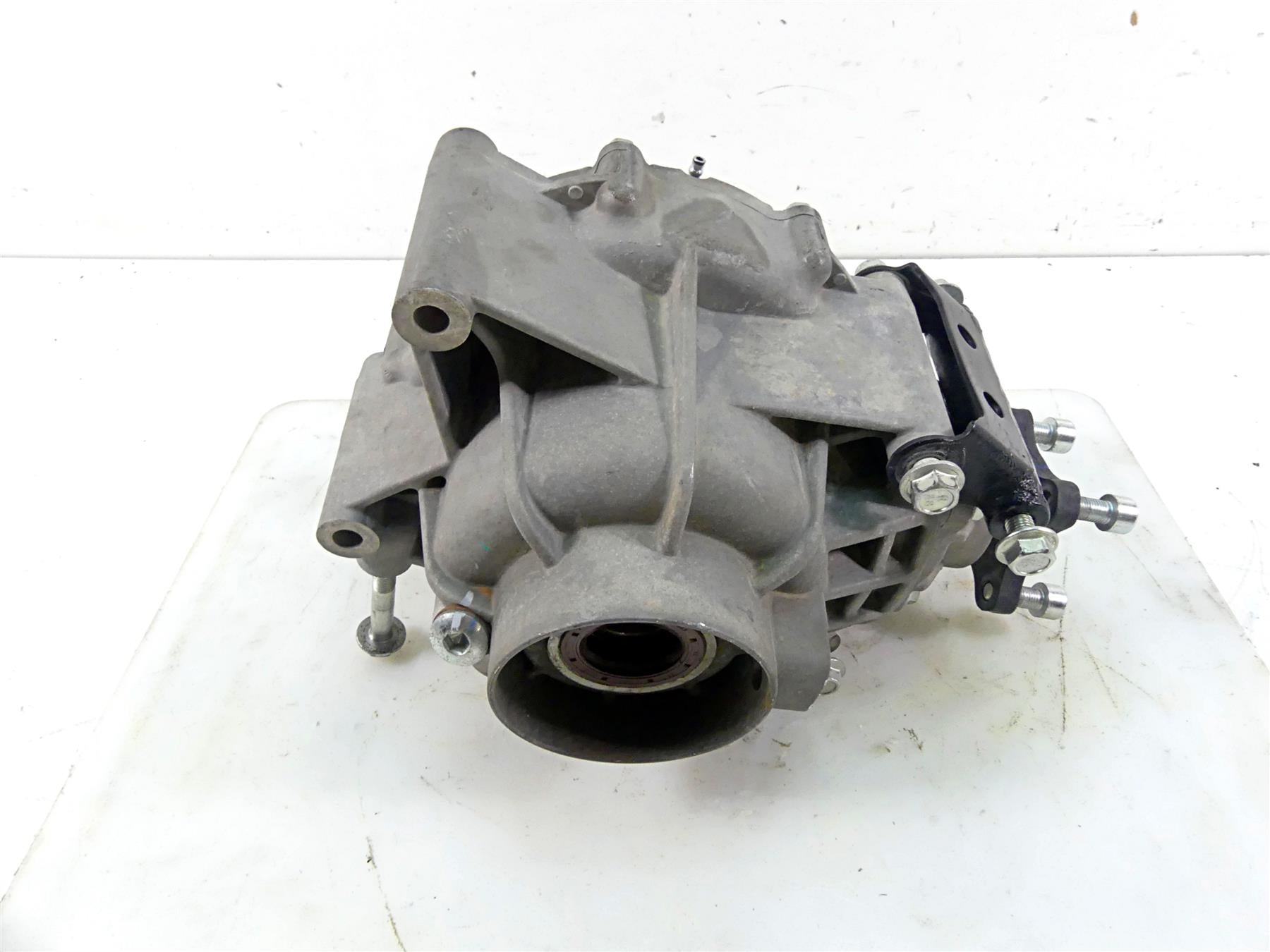 2021 CFMoto Zforce 950 Sport Rear Differential Gear Box 606mi Q860 ...
