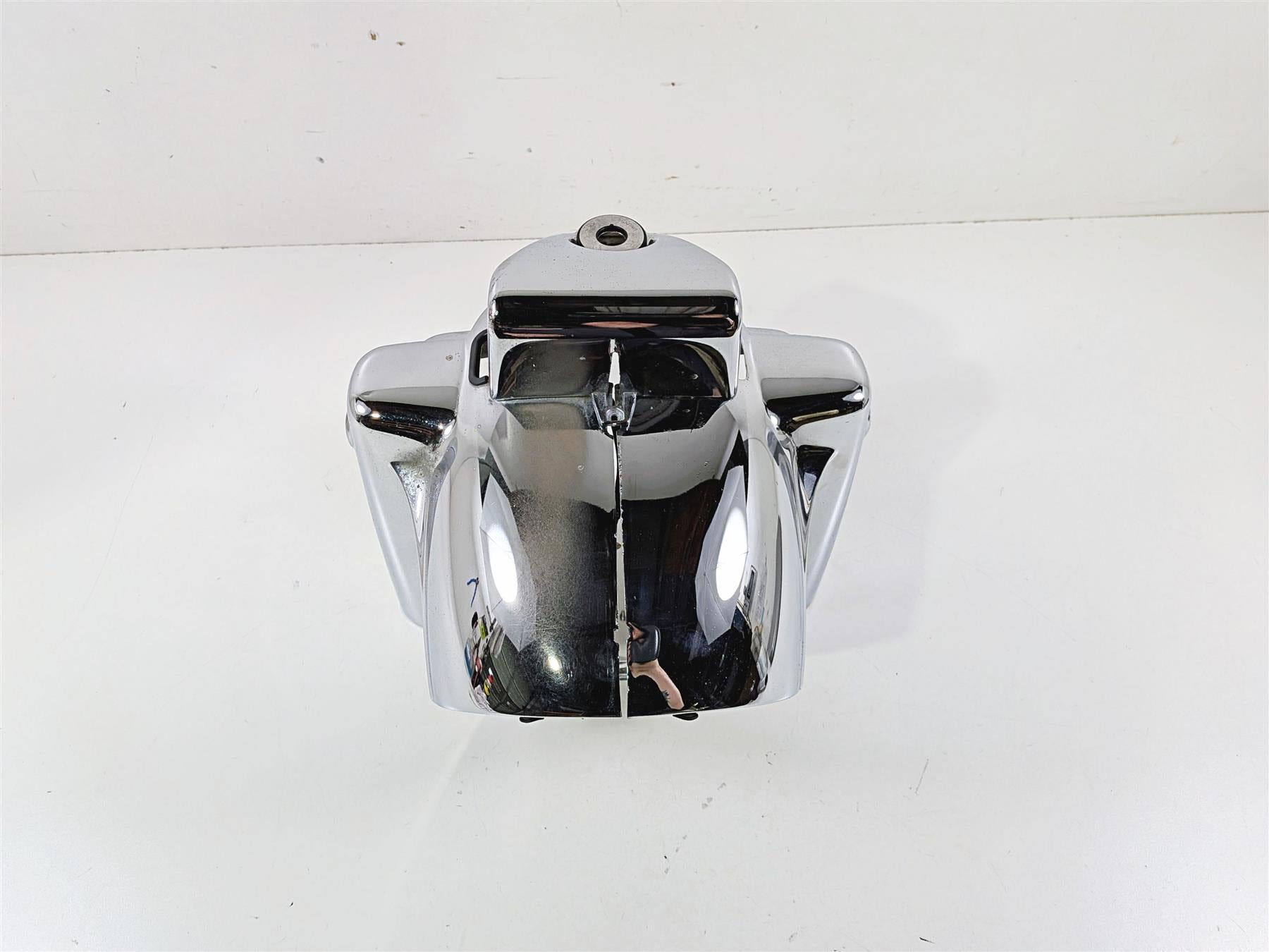 2001 Harley FLHRCI Road King Chrome Headlight Nacelle - Read 67924-06 67866-94 {{ shop.shopifyCountryName }} - Mototech271