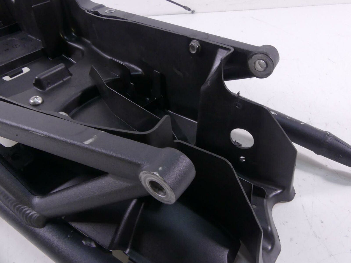 2009 Triumph Street Triple 675R Subframe Sub Frame + Inner Fender - Read T207061 {{ shop.shopifyCountryName }} - Mototech271