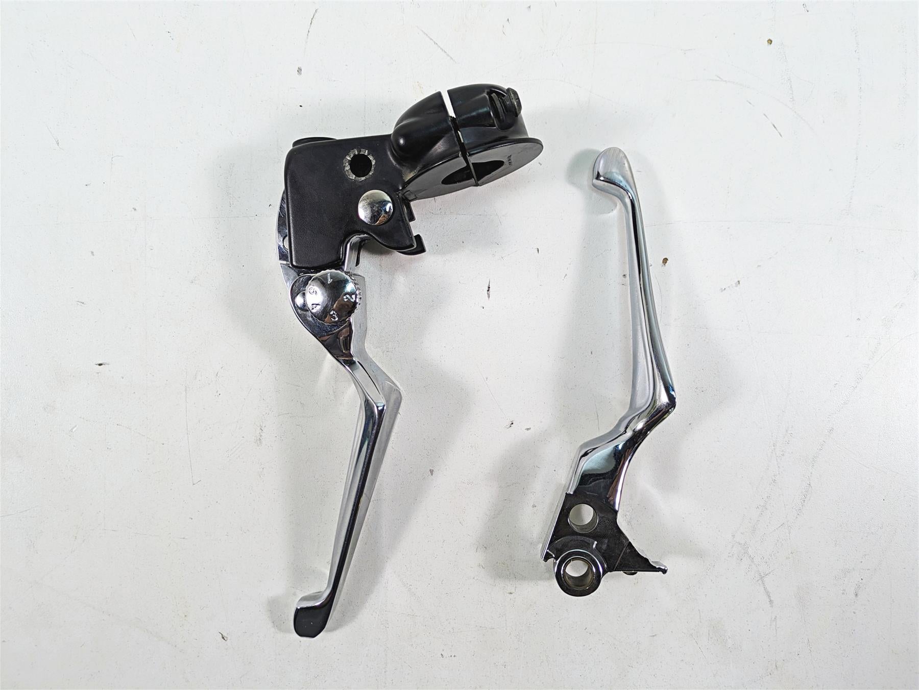 2012 Harley FLD Dyna Switchback Chrome Clutch & Brake Lever + Perch Set 38608-96 {{ shop.shopifyCountryName }} - Mototech271