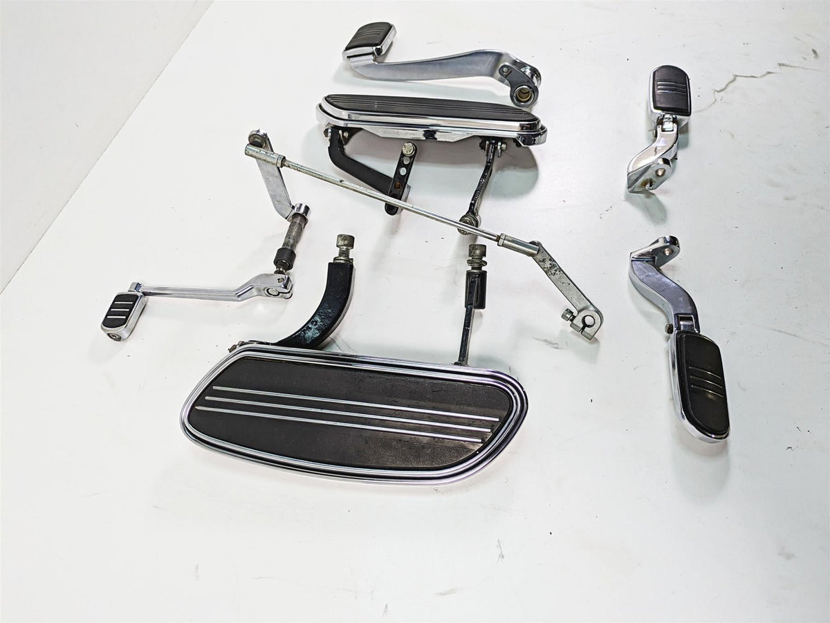 2006 Harley Touring FLHXI Street Glide Floor Board Foot Peg Lever Set 50688-04 {{ shop.shopifyCountryName }} - Mototech271