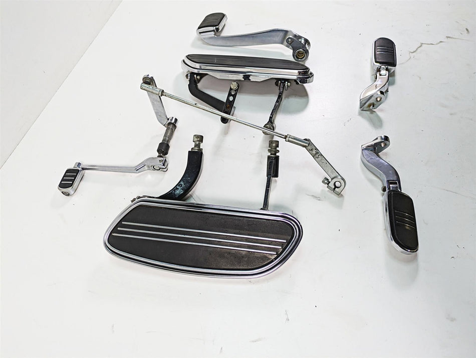 2006 Harley Touring FLHXI Street Glide Floor Board Foot Peg Lever Set 50688-04 {{ shop.shopifyCountryName }} - Mototech271