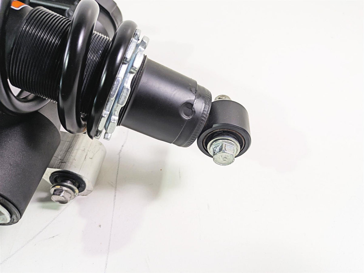 2020 Kawasaki Z900 ZR900 Swingarm Shock & Linkage Set 33001-0732-18R {{ shop.shopifyCountryName }} - Mototech271