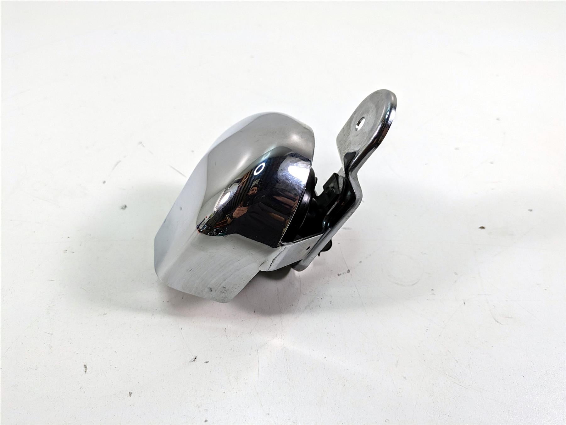 2006 Harley Touring FLHTCUI Electra Glide Horn & Chrome Cover 61300478A {{ shop.shopifyCountryName }} - Mototech271