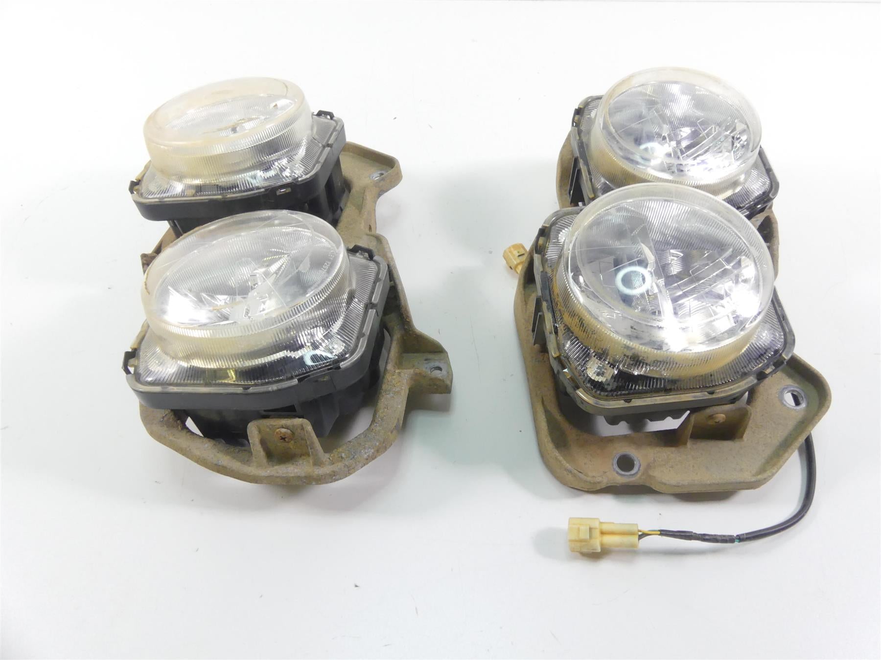 2016 Yamaha YXZ1000 R EPS SE Headlights Head Light Lamp Set 2UD-84300-00-00 {{ shop.shopifyCountryName }} - Mototech271