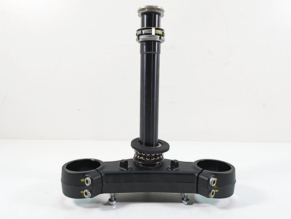 2020 Moto Guzzi V85 TT Adventure Lower Triple Tree Steering Clamp 2B004647 {{ shop.shopifyCountryName }} - Mototech271