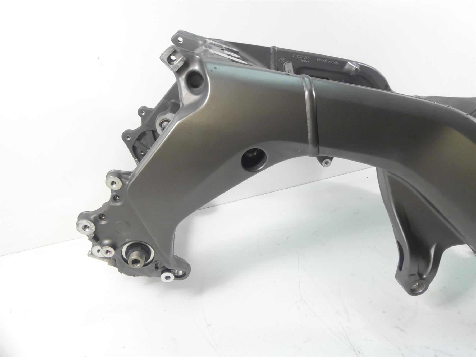 2015 BMW K1600GT K48 Straight Main Frame Chassis - Slvg 46517727922 46517722205 {{ shop.shopifyCountryName }} - Mototech271