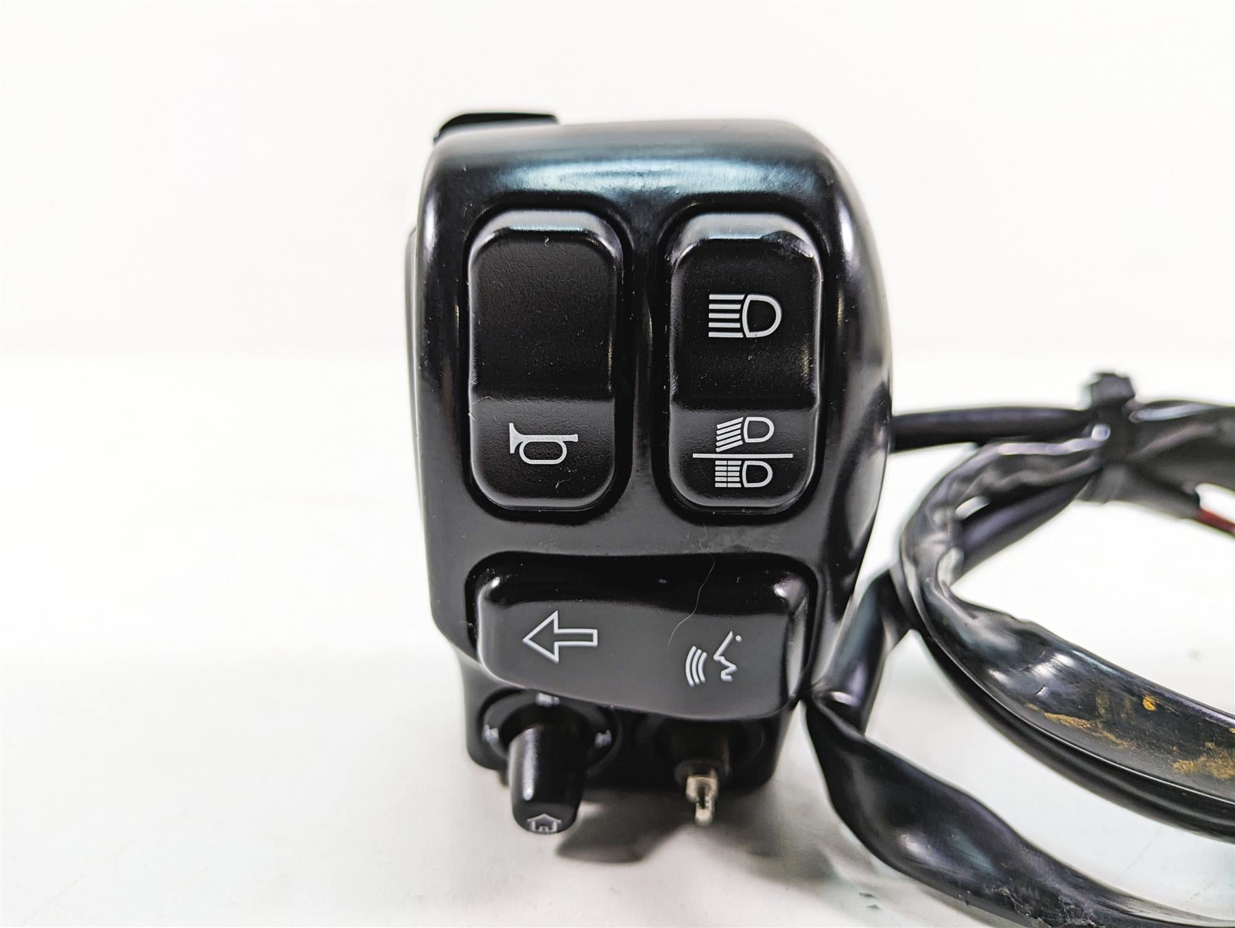 2019 Harley Touring FLHX Street Glide Left Hand Control Switch 71500128B {{ shop.shopifyCountryName }} - Mototech271