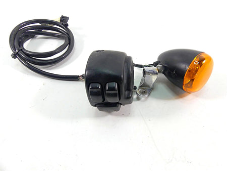 2011 Harley Softail FXS Blackline Right Control Switch + Blinker - Read 72952-11 {{ shop.shopifyCountryName }} - Mototech271