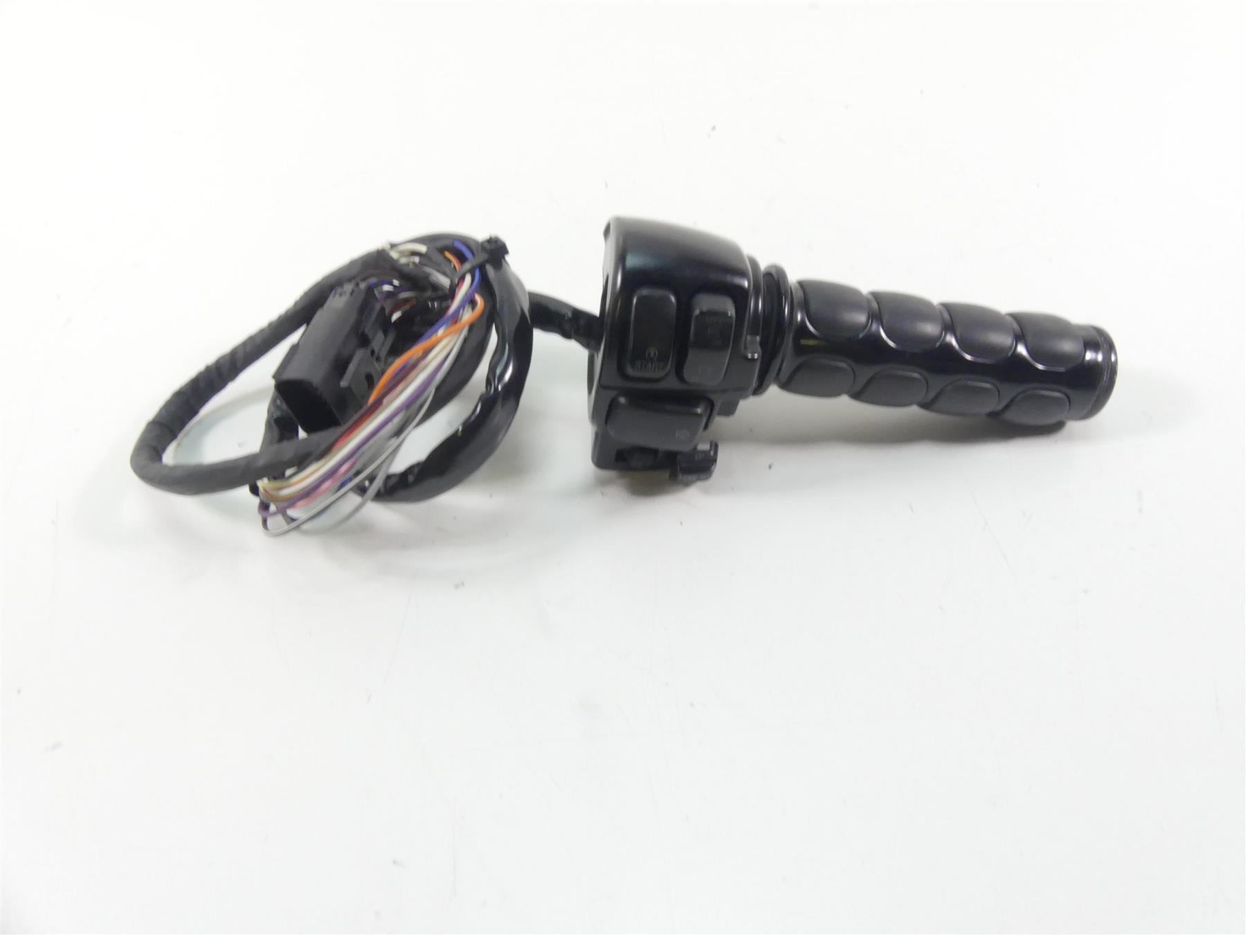 2013 Harley Touring FLHX Street Glide Right Hand Control Switch -Read 71684-06A
